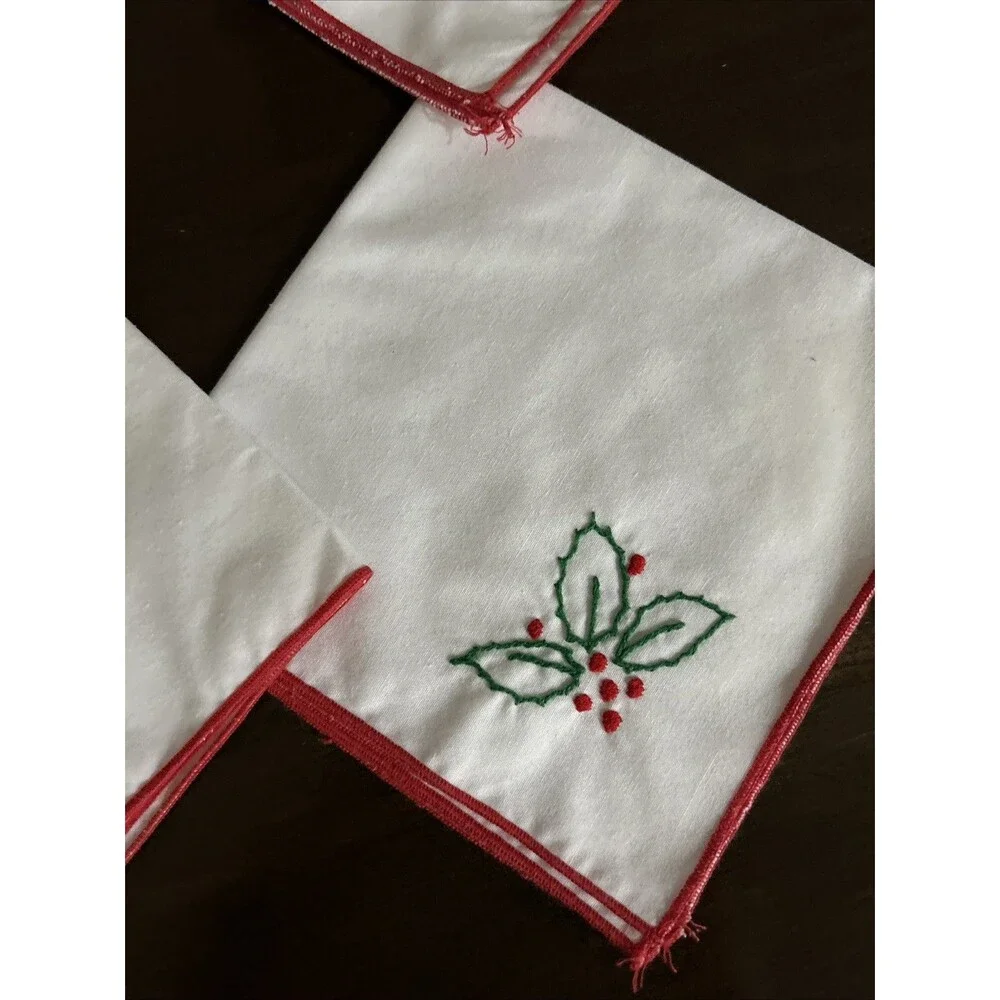 Vintage Embroidered Holly Christmas Napkins Set Of 4